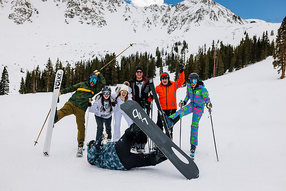 Adam-Katie-Ski-30
