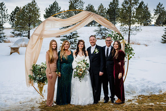 Cara_Sean_Wdg-Group-111