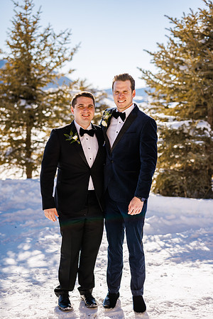 Zach_Rebecca_Wdg-Group-75