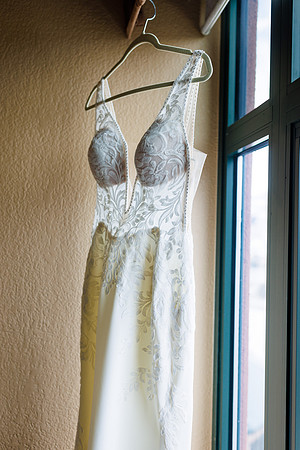 Jon-Anika-Detail-5