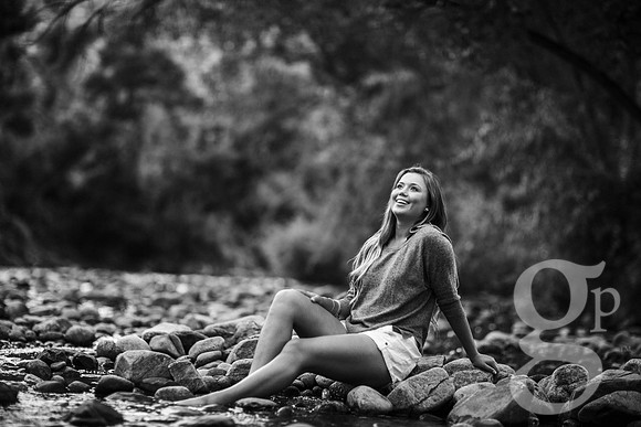 Leah_Senior-Favs-25