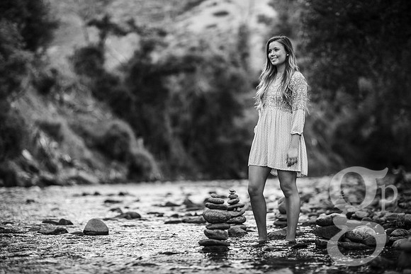 Leah_Senior-BW-127