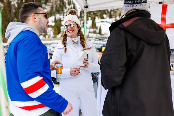 Adam-Katie-Ski-2