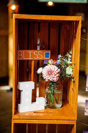 Nick_Lauren_Wdg-Detail-18