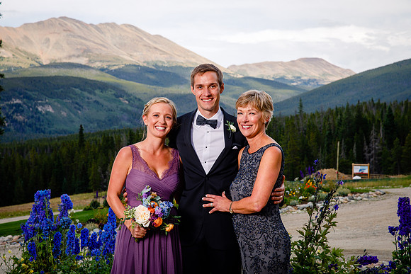 Nick_Lauren_Wdg-Group-151