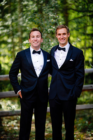 Nick_Lauren_Wdg-Group-59