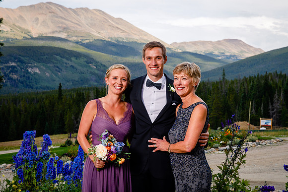 Nick_Lauren_Wdg-Group-150