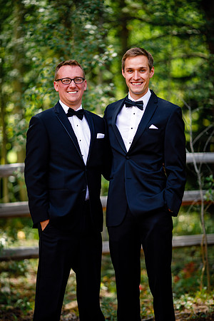 Nick_Lauren_Wdg-Group-23