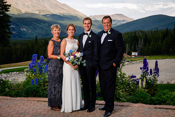 Nick_Lauren_Wdg-Group-154