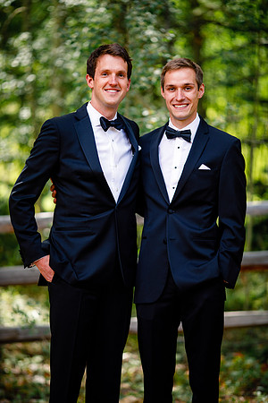 Nick_Lauren_Wdg-Group-41