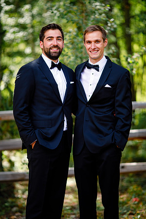Nick_Lauren_Wdg-Group-49