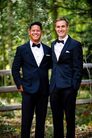 Nick_Lauren_Wdg-Group-29
