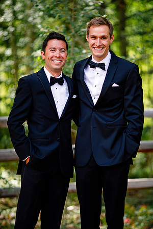 Nick_Lauren_Wdg-Group-44