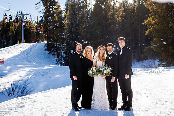 Latane_Liz_Wdg-Group-26
