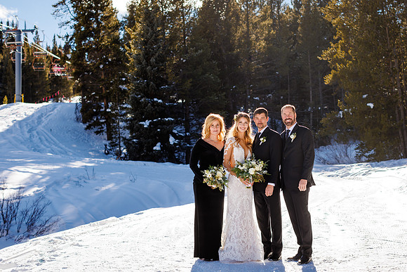 Latane_Liz_Wdg-Group-38