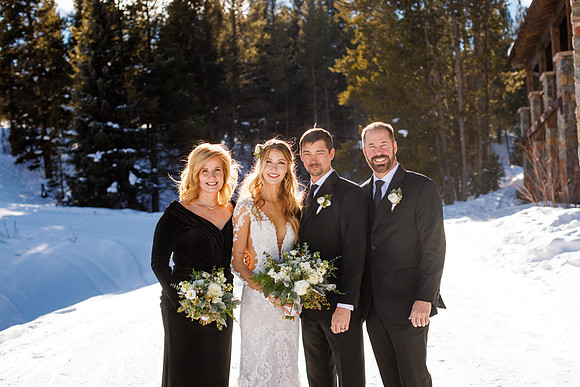 Latane_Liz_Wdg-Group-33