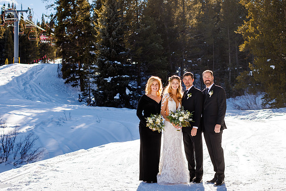 Latane_Liz_Wdg-Group-37
