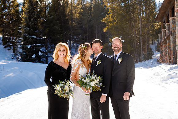 Latane_Liz_Wdg-Group-35