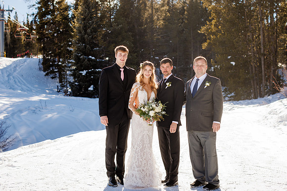 Latane_Liz_Wdg-Group-45