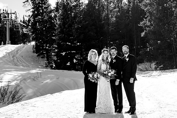 Latane_Liz_Wdg-Group-39