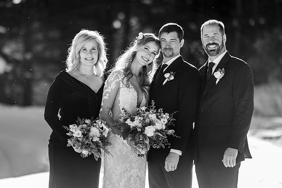 Latane_Liz_Wdg-Group-40