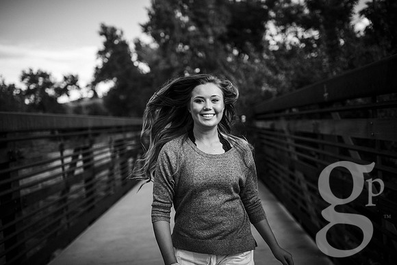 Leah_Senior-BW-99