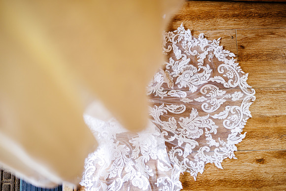 J-E-Detail-3