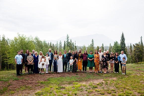 Peter_Marisa_Wdg-Group-76