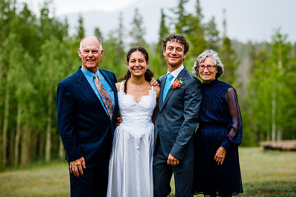 Peter_Marisa_Wdg-Group-141