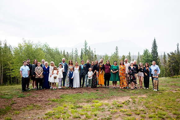 Peter_Marisa_Wdg-Group-72