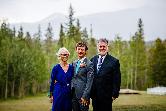 Peter_Marisa_Wdg-Group-113