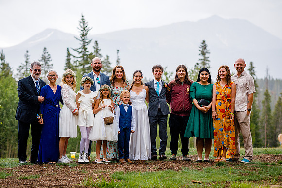 Peter_Marisa_Wdg-Group-85