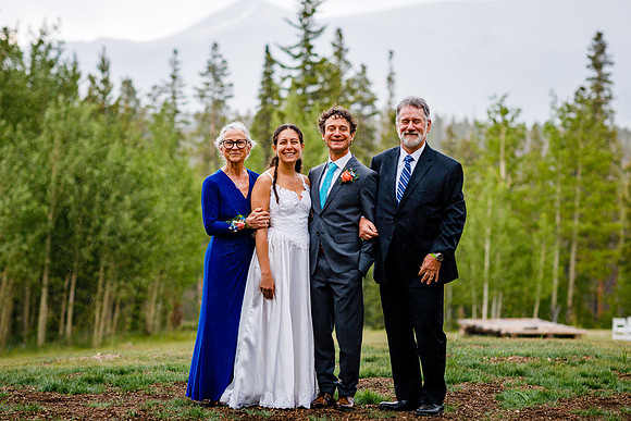 Peter_Marisa_Wdg-Group-106