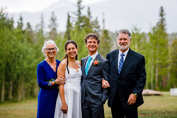 Peter_Marisa_Wdg-Group-108