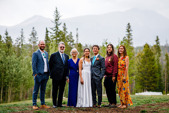 Peter_Marisa_Wdg-Group-97