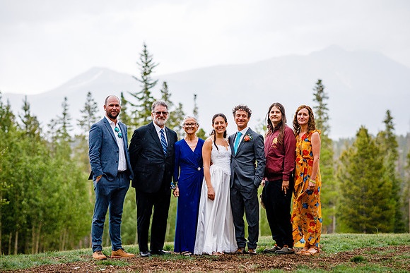 Peter_Marisa_Wdg-Group-93