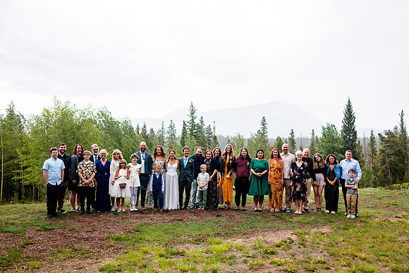 Peter_Marisa_Wdg-Group-79
