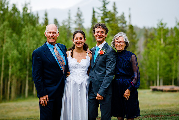 Peter_Marisa_Wdg-Group-139