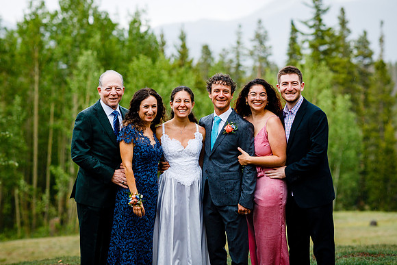 Peter_Marisa_Wdg-Group-143