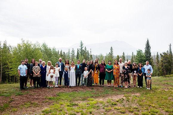 Peter_Marisa_Wdg-Group-78