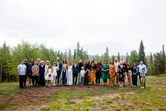 Peter_Marisa_Wdg-Group-80