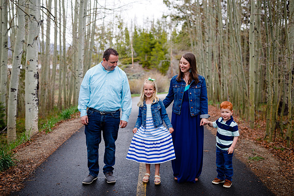 Estes_Family_Spring2019_Edited-27