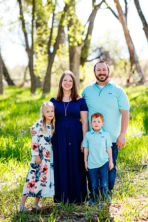 Estes_Family_May2020_Edited-75