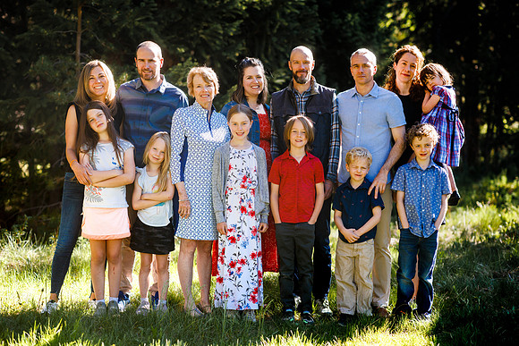 Vicente_Family2022-Favs-9
