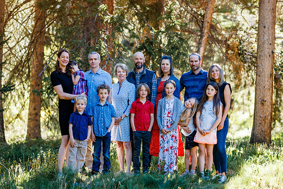 Vicente_Family2022-Favs-12