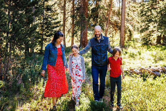 Vicente_Family2022-Favs-3