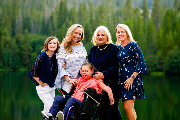 Jennifer_Olson_Family-Favs-46