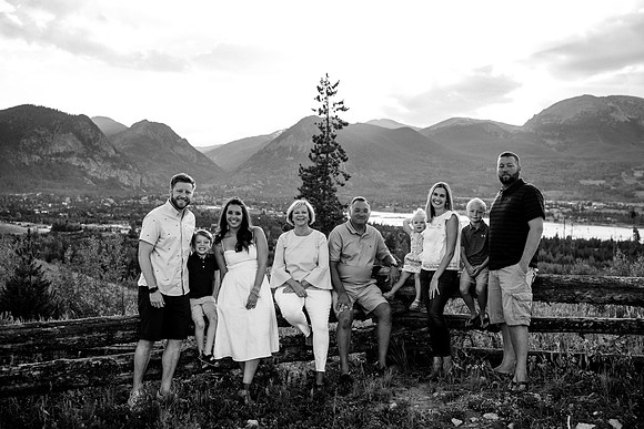 Jennie_Elsener_Family_Favs-43