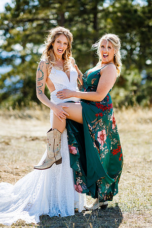 Aaron_Liz_Wdg-Group-61