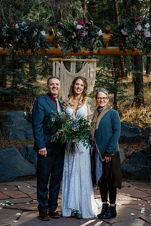 Aaron_Liz_Wdg-Group-168